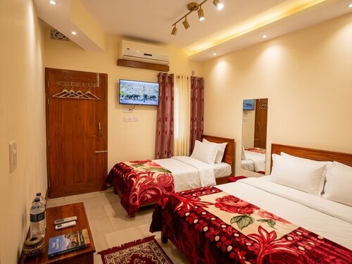 Hotel Rose Garden Residential Rampura