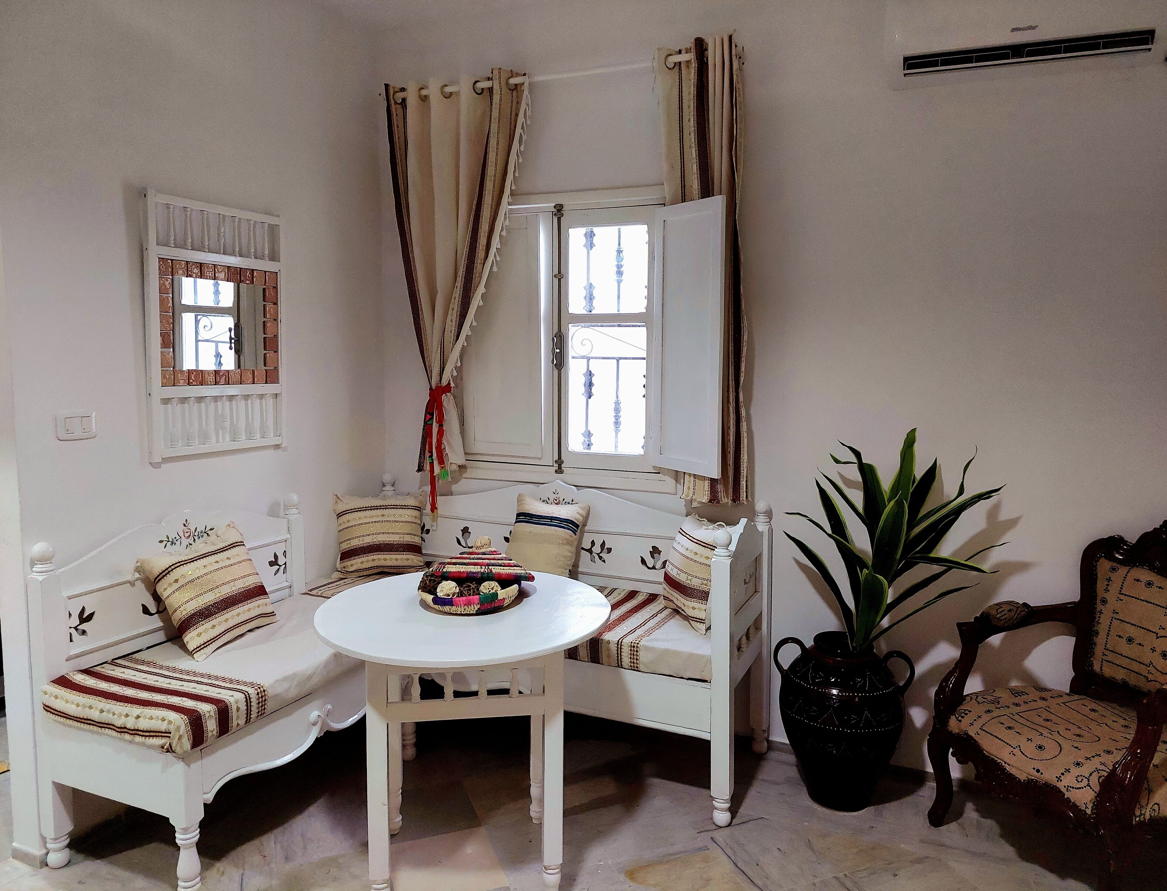 Dar Zmen: New Guesthouse In The Heart Of Tunis Medina - Tunisz