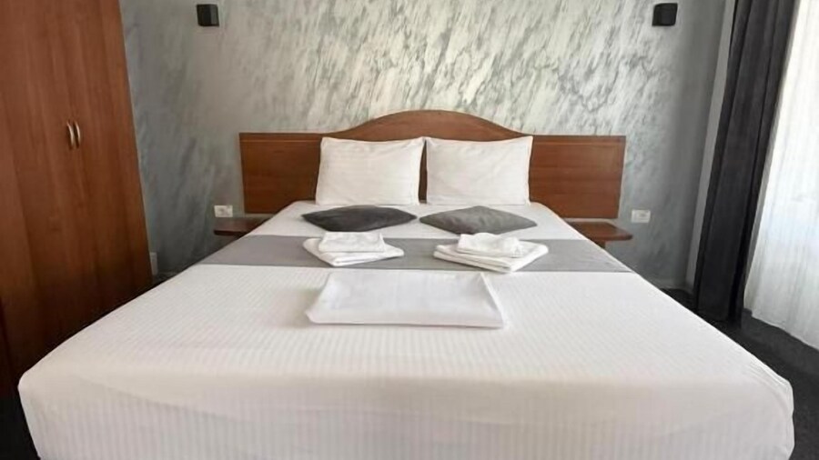 Tranzzit Hotel
