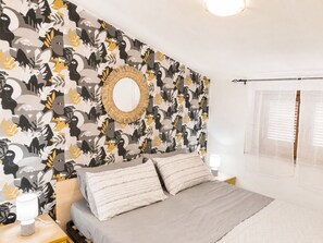3 bedrooms, iron/ironing board - Cozy Stay near Torre Talao & Historic Centre (Scalea)