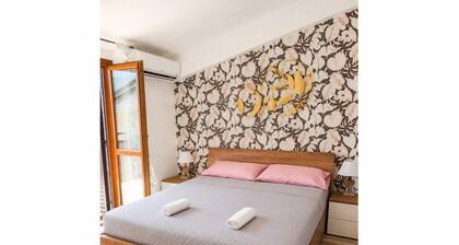Cozy Stay near Torre Talao & Historic Centre