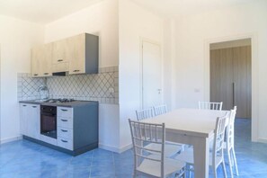 Basic Apartment, Sea View | Private kitchen - l'incanto dell'incanto (Campania)