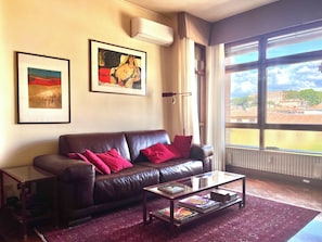 Smart-TV, Bücher