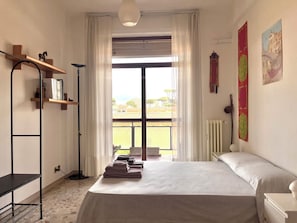 Bügeleisen/Bügelbrett, kostenloses WLAN, Bettwäsche
