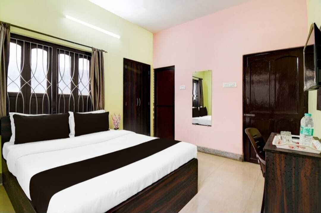Deluxe Double or Twin Room, City View