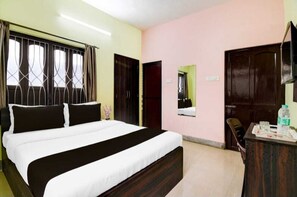 Deluxe Double or Twin Room, City View - Hotel Elite Stay (Kolkata)