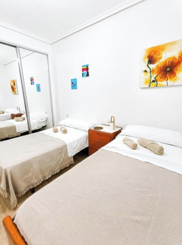 Unclassified image, 1 of 2, button - 2-Bedroom Beachfront Apartment (Torrox)