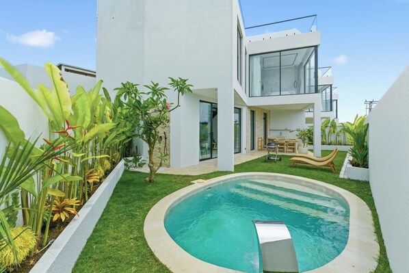 Pool - 3BR Private Pool Villa in Nusa Dua Near Pandawa Beach (Kuta Selatan)