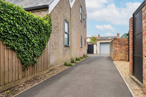 Cosy One-bedroom in Birchgrove, Cardiff