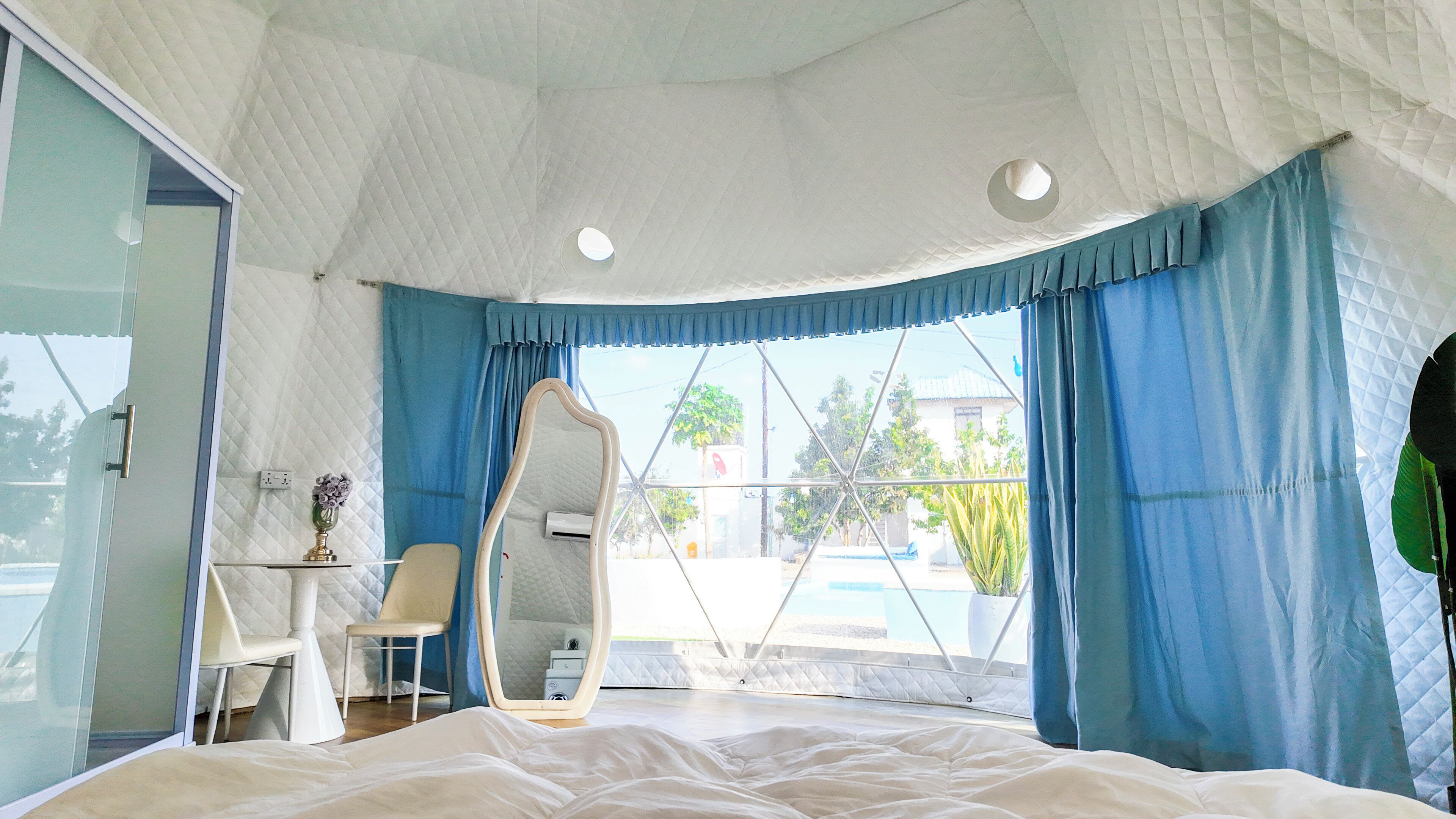 Classic Tent, 1 King Bed, Pool View | Desk, laptop workspace, WiFi (free)