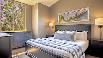 3 habitaciones, decoración personalizada y muebles diferentes