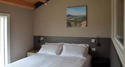 Onga Apartment with a Stunning View of the Euganean Hills