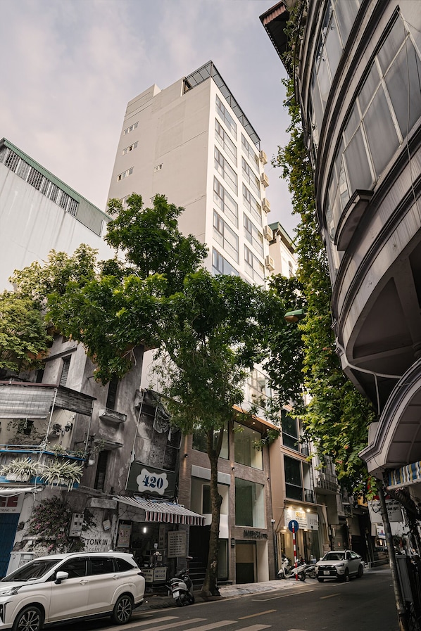 Exterior - Mandore Living Suite (Hanoi)