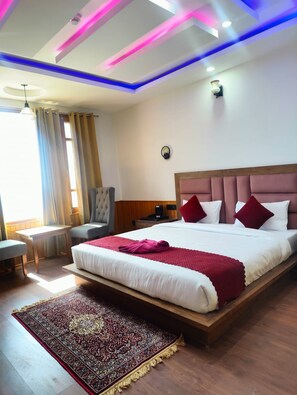 Doppelzimmer, Hügelblick