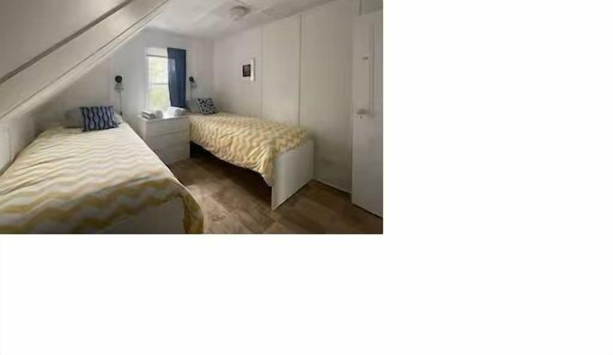 WiFi, bed sheets
