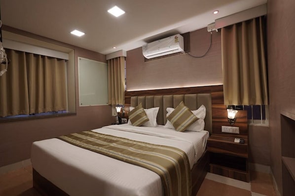 Classic Double or Twin Room - Imperial Palace (Bengaluru)