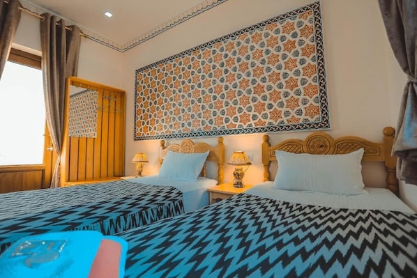 Soundproofing, iron/ironing board, WiFi (free) - Yasmin Hotel (Bukhara)