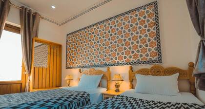 Yasmin Hotel