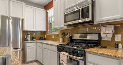 3BR 12 Mins to Kalahari BBQ Private Patio