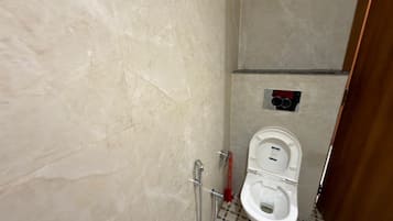 Premium Room, Balcony, Mountain View | Bathroom | Shower, free toiletries, hair dryer, slippers