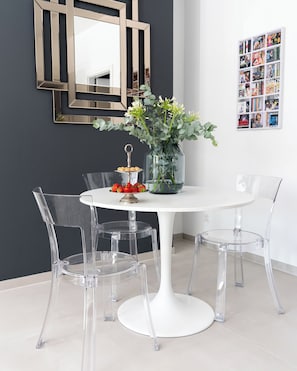 Dining - The Newsha Signature Home Essen (Essen)