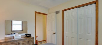 Near Parks, History & Wineries! Lexington Home