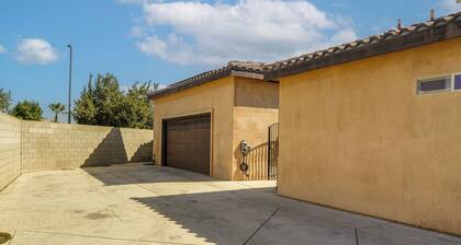Bakersfield Guest Suite, 11 Mi to Dtwn!