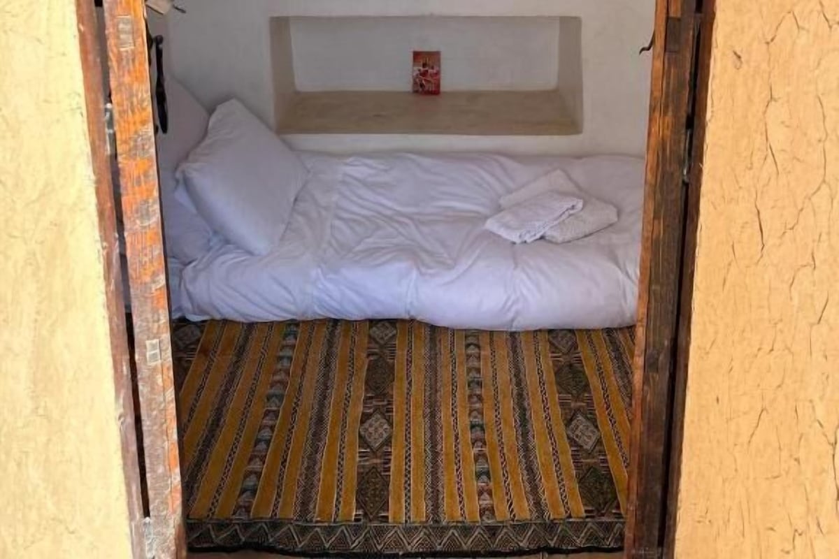 Basic Room, Garden View