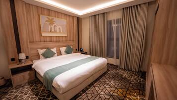 In-room safe, free WiFi