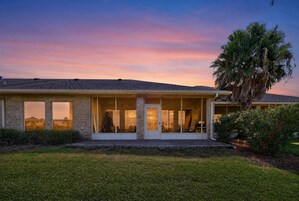 Casa geminada, 2 quartos | Fachada