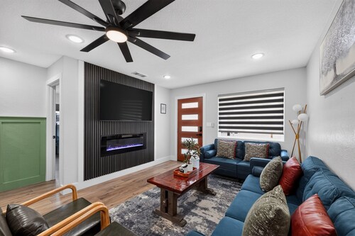 Firepit Family Basecamp Euless 3 Bedroom Home