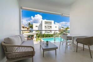 Outdoor dining - Quiet Beach Apt with Pool & Balcony (Cabarete)
