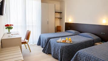 Triple Room | Desk, cribs (surcharge), WiFi (free), bed sheets