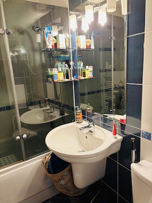 Habitación clásica, vistas a la montaña | Baño