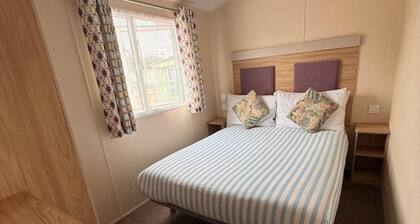 4-bed Static in Great Yarmouth