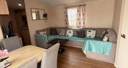4-bed Static in Great Yarmouth