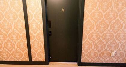 Speakeasy King Room (Rm 4)