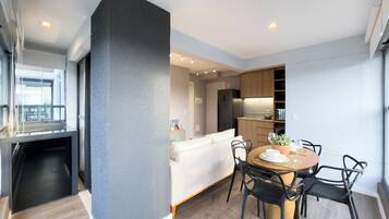 Apartment | Dining