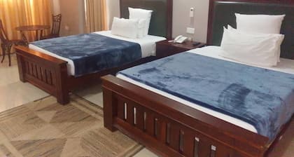 Unji Executive Lodge