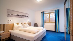 WiFi (free), bed sheets - Horngacher Top 1 App (Kirchberg in Tirol)