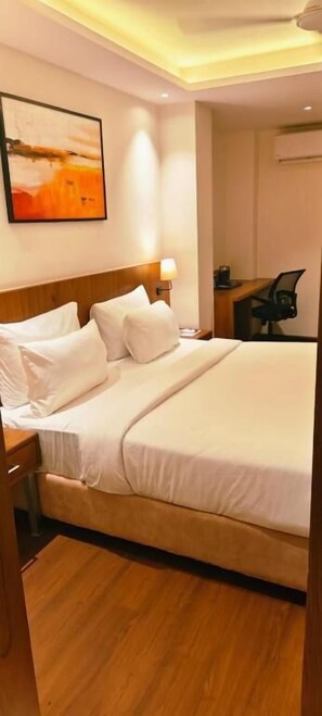 Room - Silvotel Premier By Bizzgrow Hotels (Indore)
