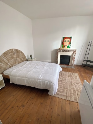 Room - PAJ House (Châtellerault)