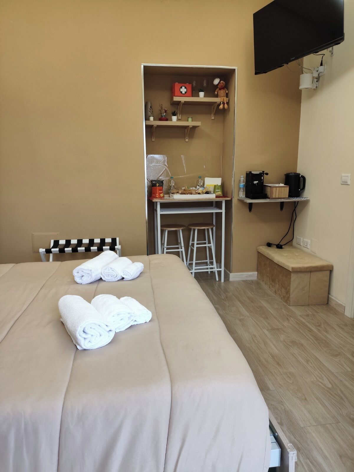 1 bedroom, iron/ironing board, WiFi, bed sheets
