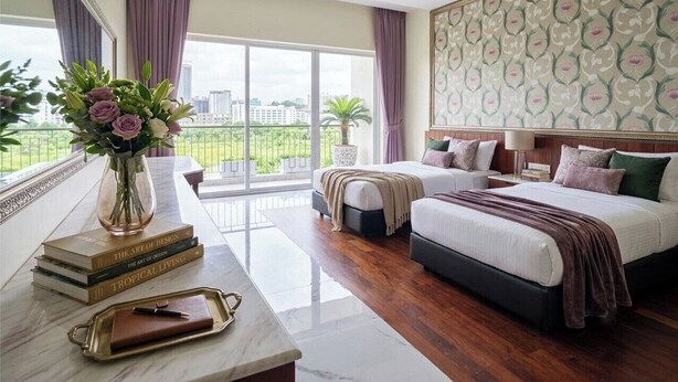 Standard Twin Room, Balcony, Pool View - Ocean SHV Hotel (Sihanoukville)