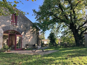 Exterior - Vrbo Property (Le thou)
