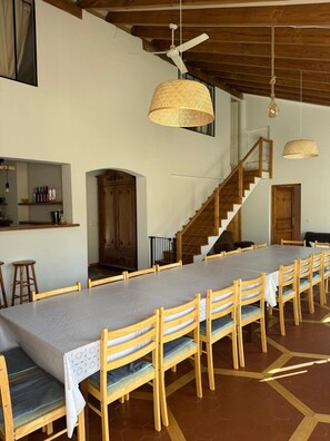 Dining - Mas Pepette Gîte for 24 with Pool, Hot Tub, River Access (Vers-Pont-du-Gard)