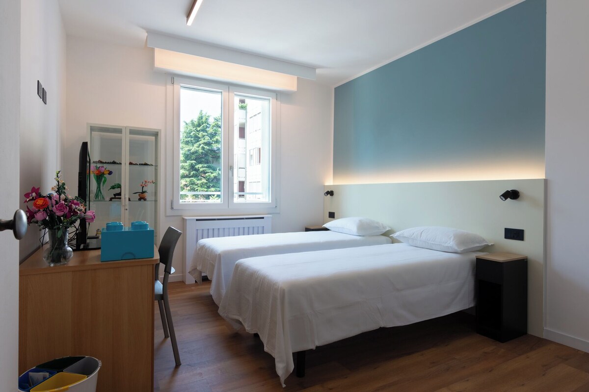 Double or Twin Room | Hypo-allergenic bedding available, memory foam beds, desk