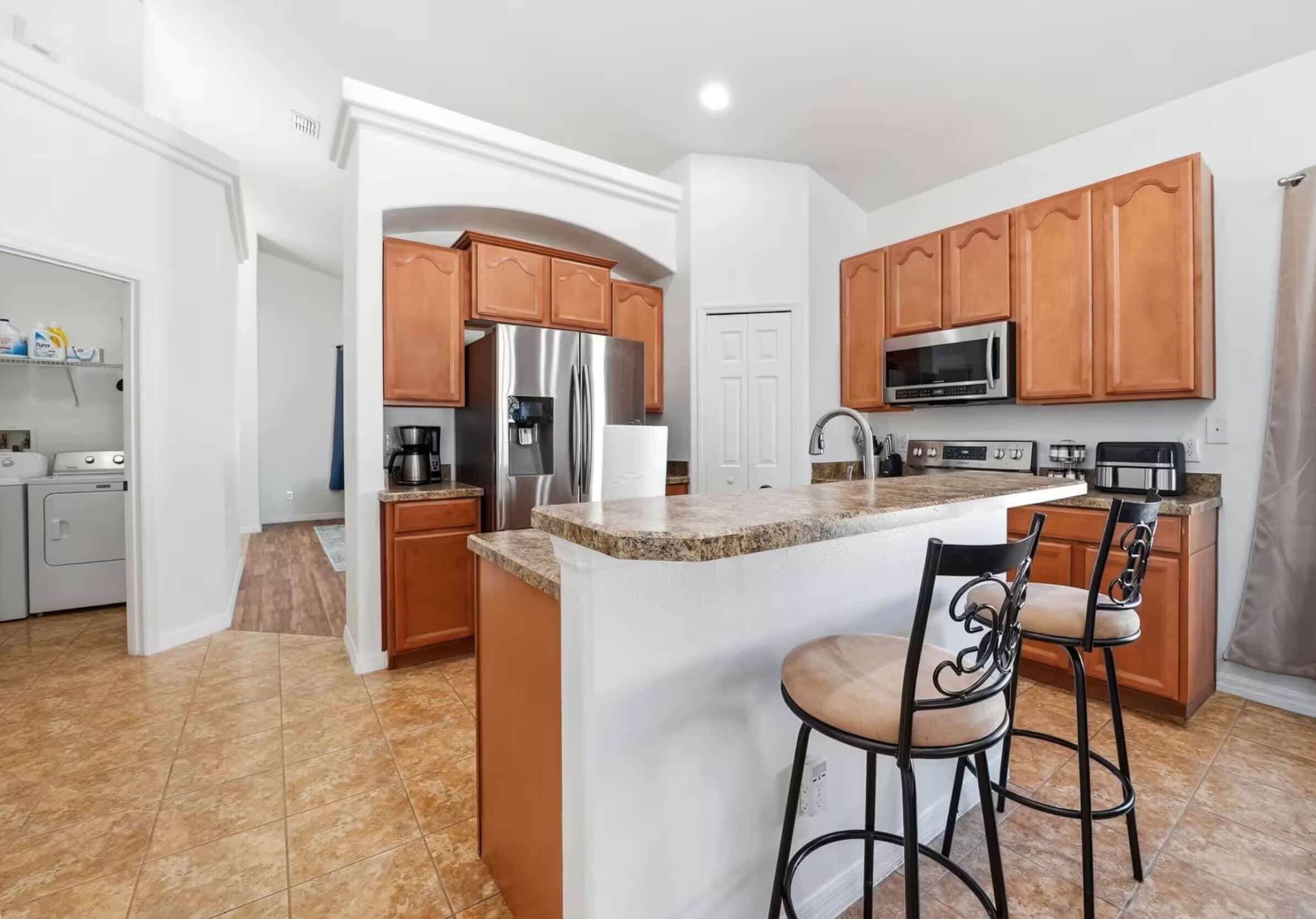 Maison, plusieurs lits, vue piscine (Bridgeford Splash Retreat) | Cuisine privée