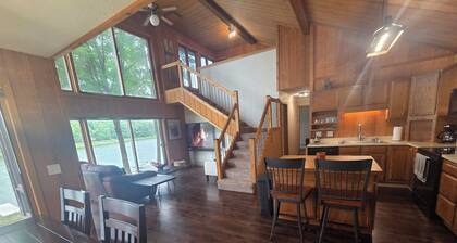 2 Bedroom + Loft Lake Cabin with a View in Charming Somerset Wisconsin