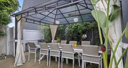 Bed and Breakfast 'Chambre 3' with Shared Terrace, Shared Garden and Wi-Fi